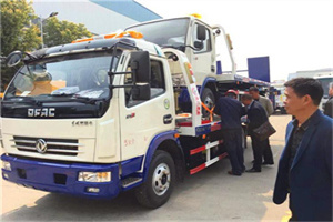 西岗汽车道路救援拖车价格